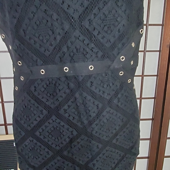 Black Sleeveless Mock Bodycon Dress - Picture 4 of 5